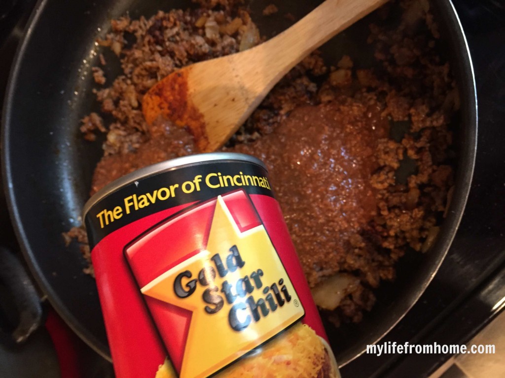 Recipe for Chili Mac Using Cincinnati Chili and Noodles by www.whitecottagehomeandliving.com