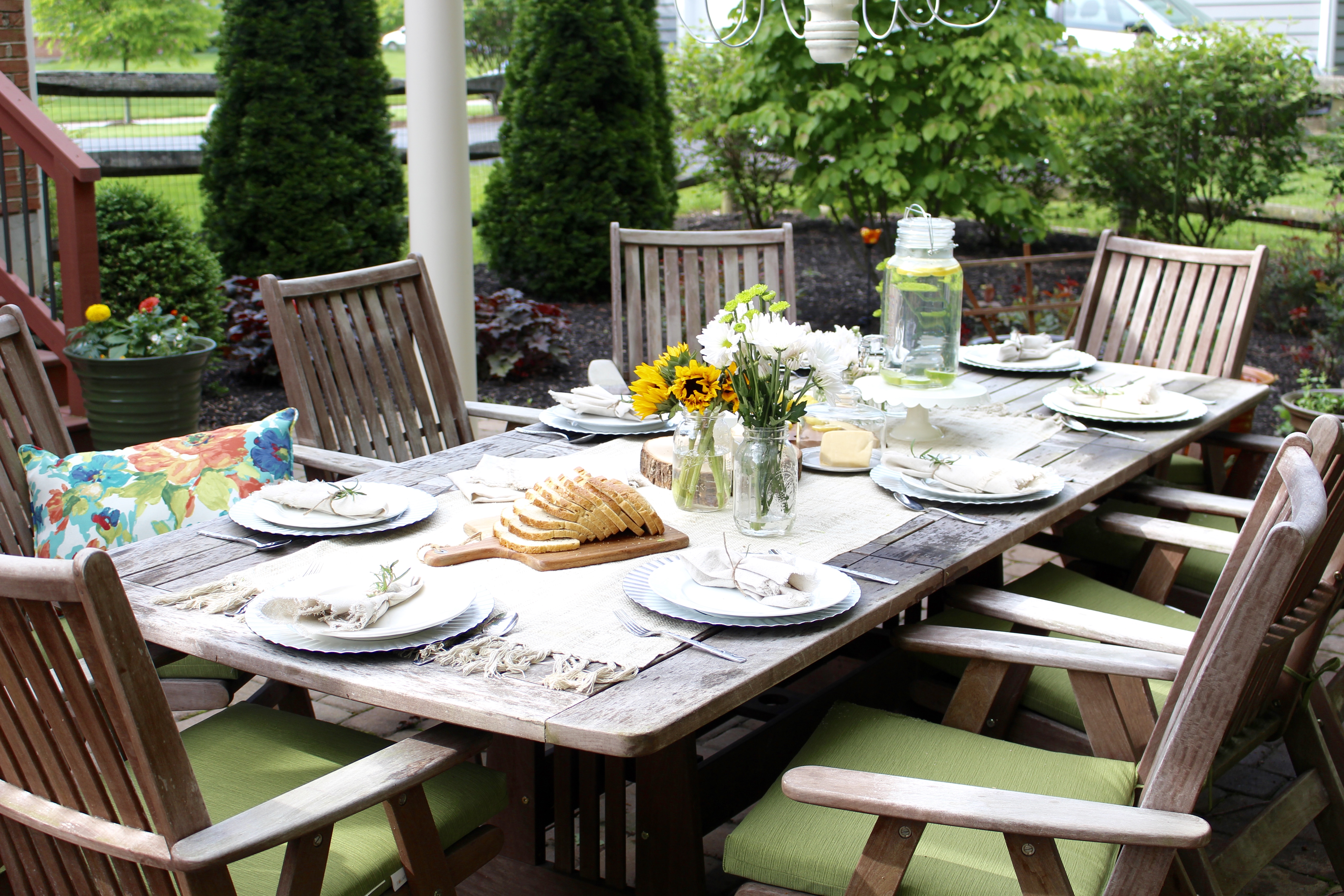 Outdoor Patio Refresh with At Home by www.whitecottagehomeandliving.com
