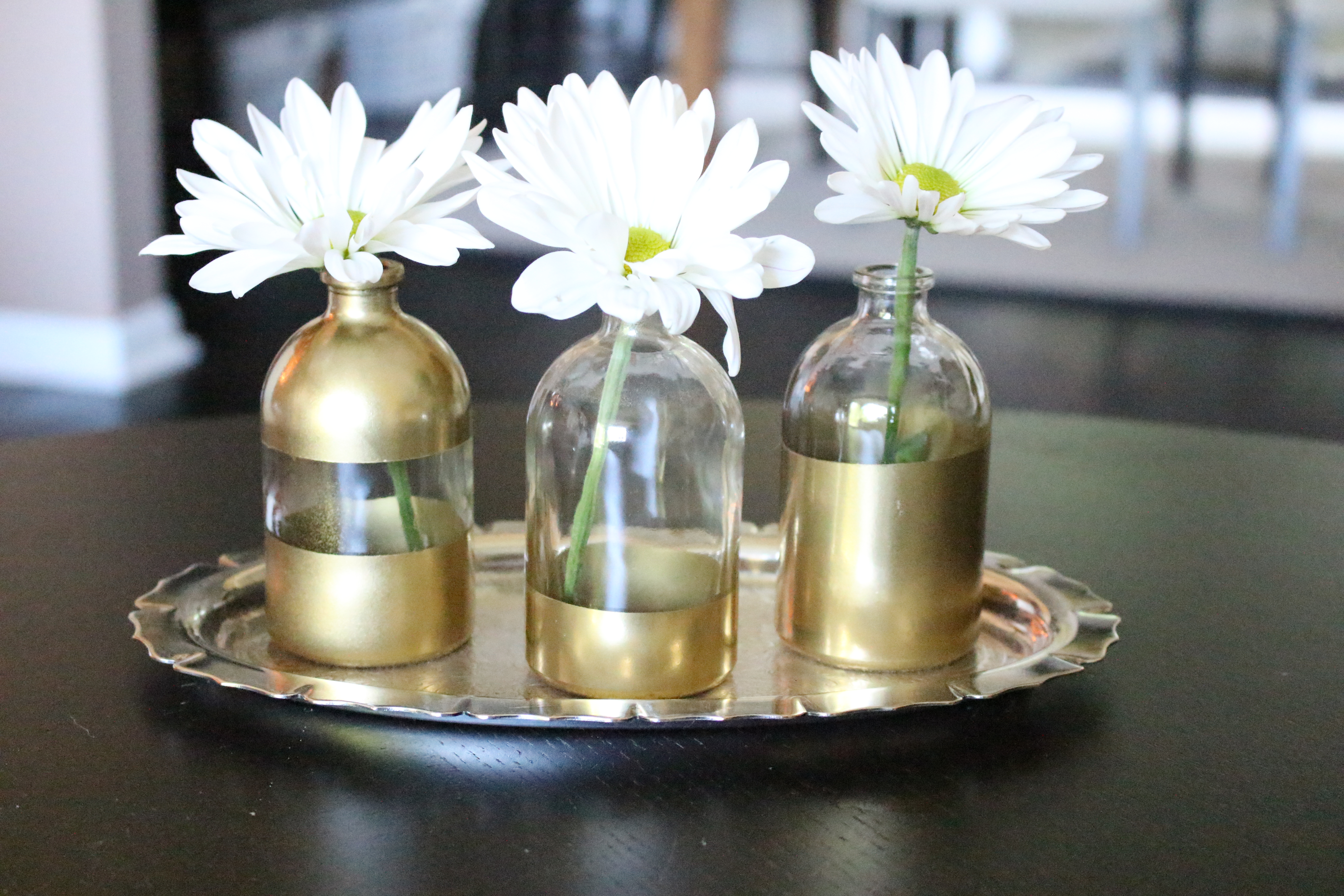 DIY Gold Dipped Vase by www.whitecottagehomeandliving.com
