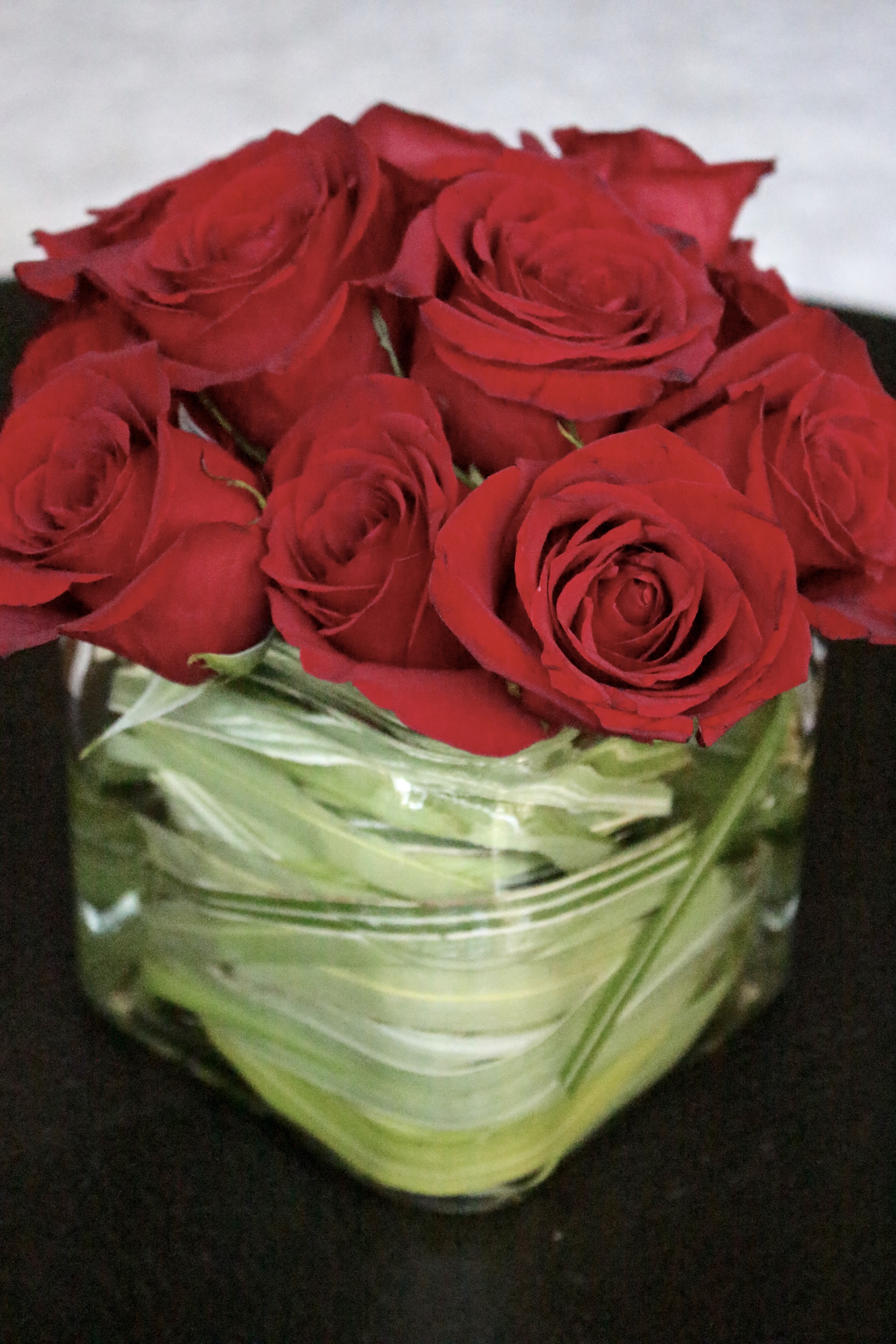 Run for the Roses Flower Arrangement | red roses | flower arranging | rose arrangement | simple flower arranging | hand bouquet | using grocery store bouquets