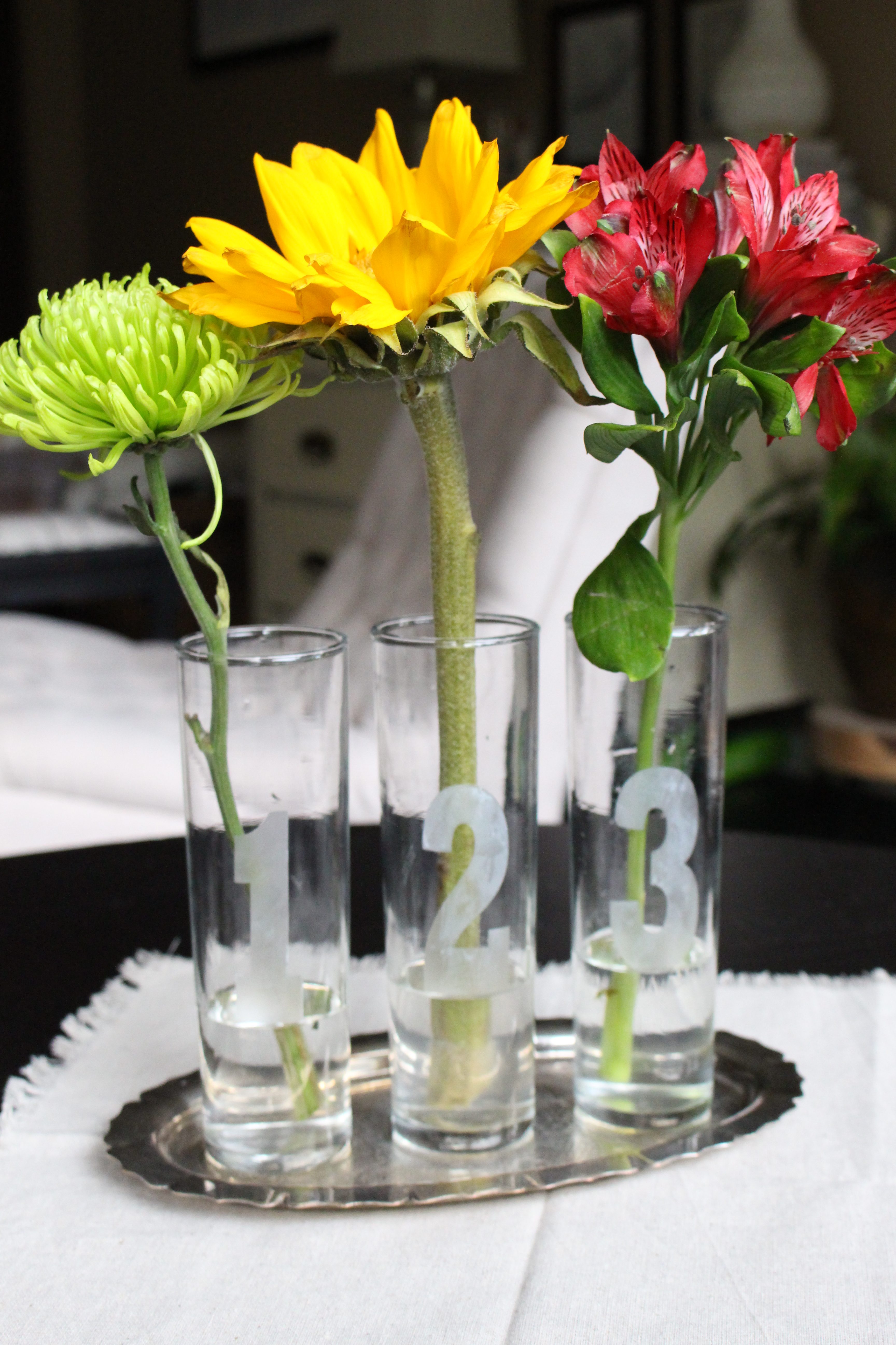Glass Etched Bud Vases- how to etch glass- crafts- DIY- glass etching- simple glass etching with cream