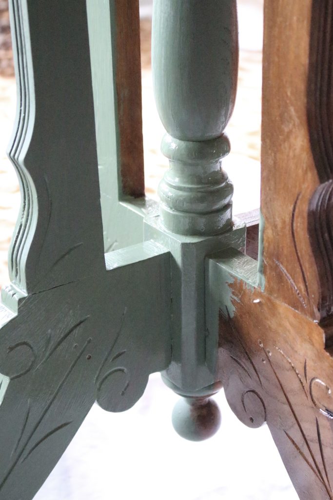 Amy Howard Paint- painting furniture- one step paint- how to age a piece of furniture- dark wax- painted table- green side table- how to wax furniture