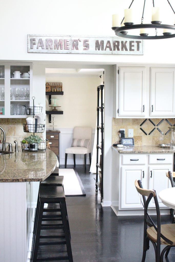 White kitchen- painted kitchen cabinets- farmhouse style- decor- diy- room decor- design- rustic home design- kitchen nook