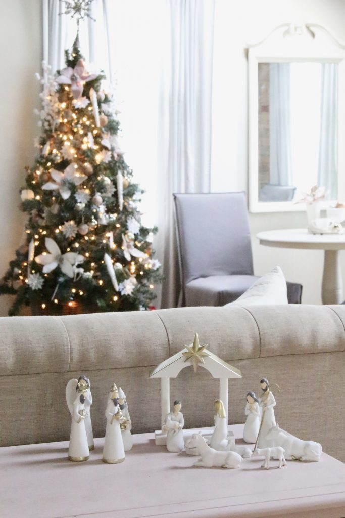 Christmas- decor- seasonal decor- family room at Christmas- pink- silver- gold- decorations- decorating with pastels for Christmas- holiday decor ideas- seasonal decorations- stockings- fireplace Christmas decor- mantel