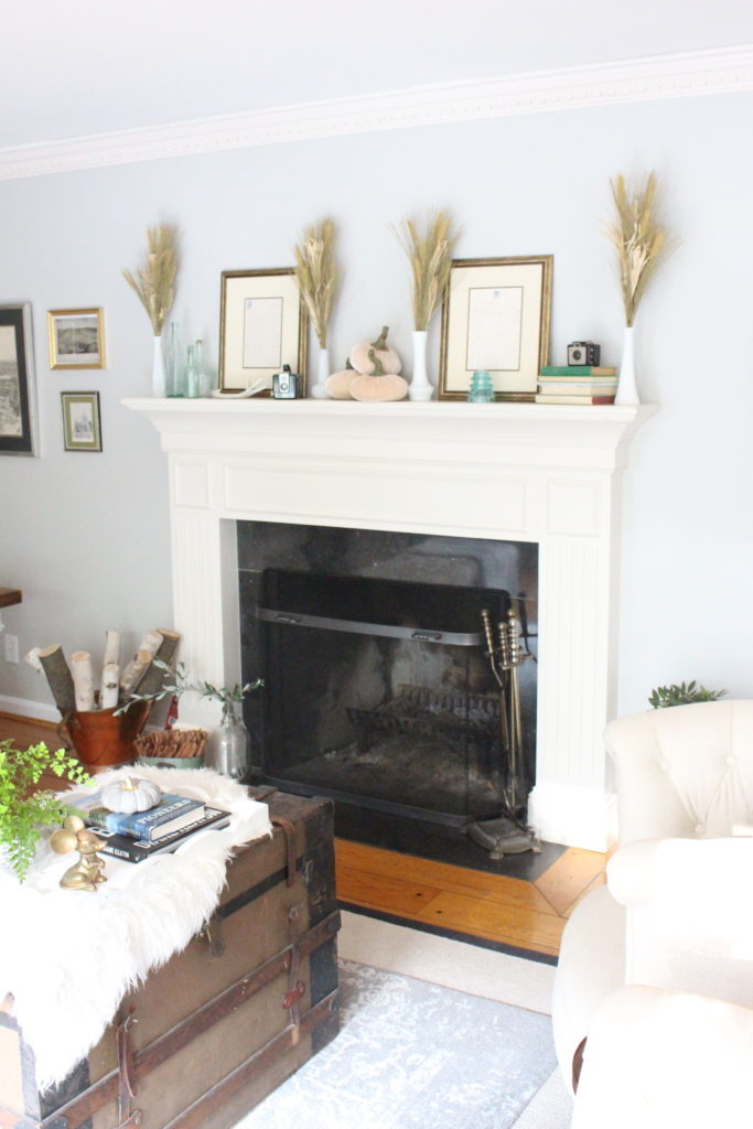 Transitional Fall Mantel- how to decorate the easy way for fall- mantel decor- mantles- decorating a fall mantel- autumn decor- decorating with wheat- pumpkins
