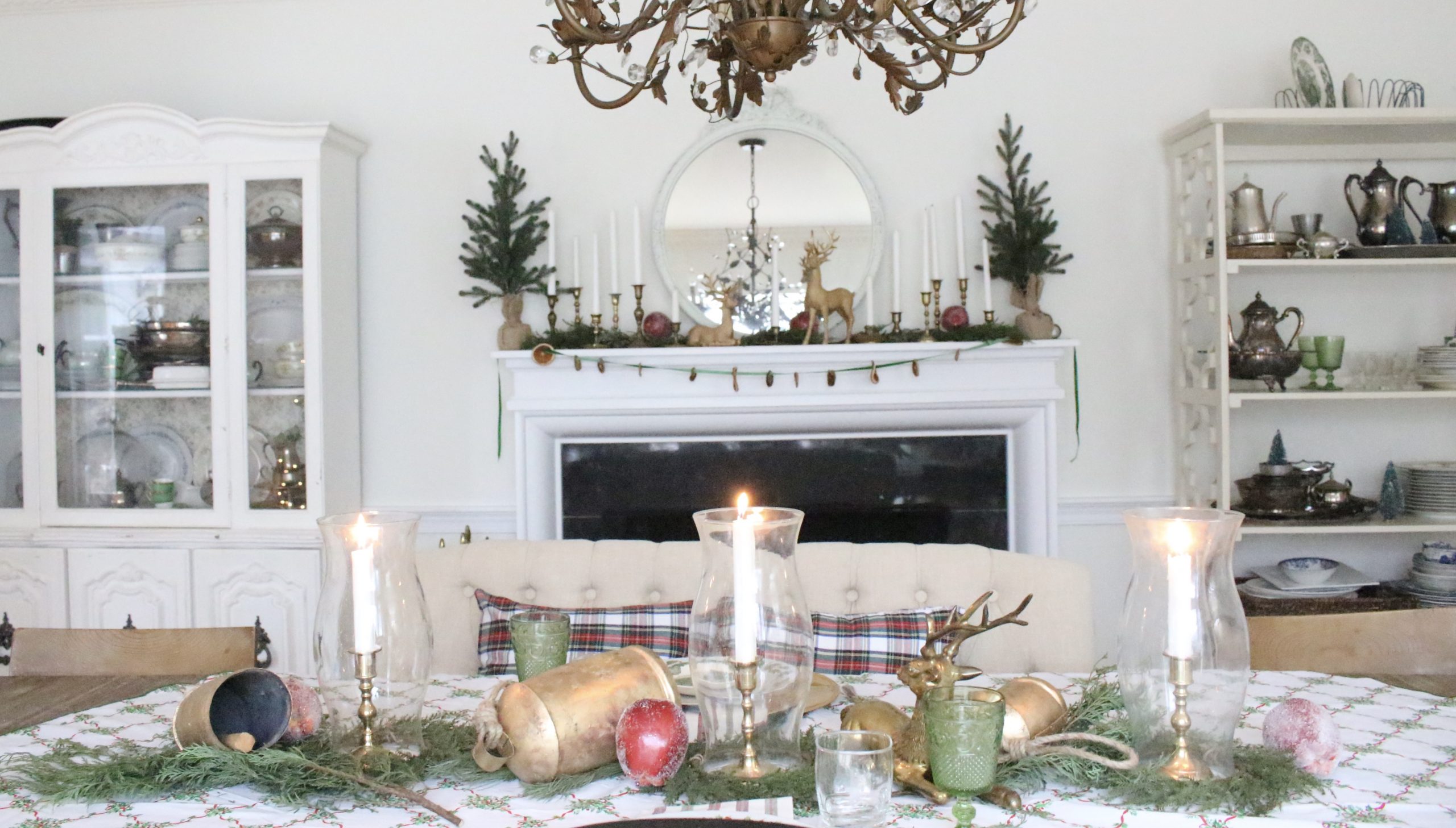 Christmas in the Dining Room~ White Cottage Home & Living