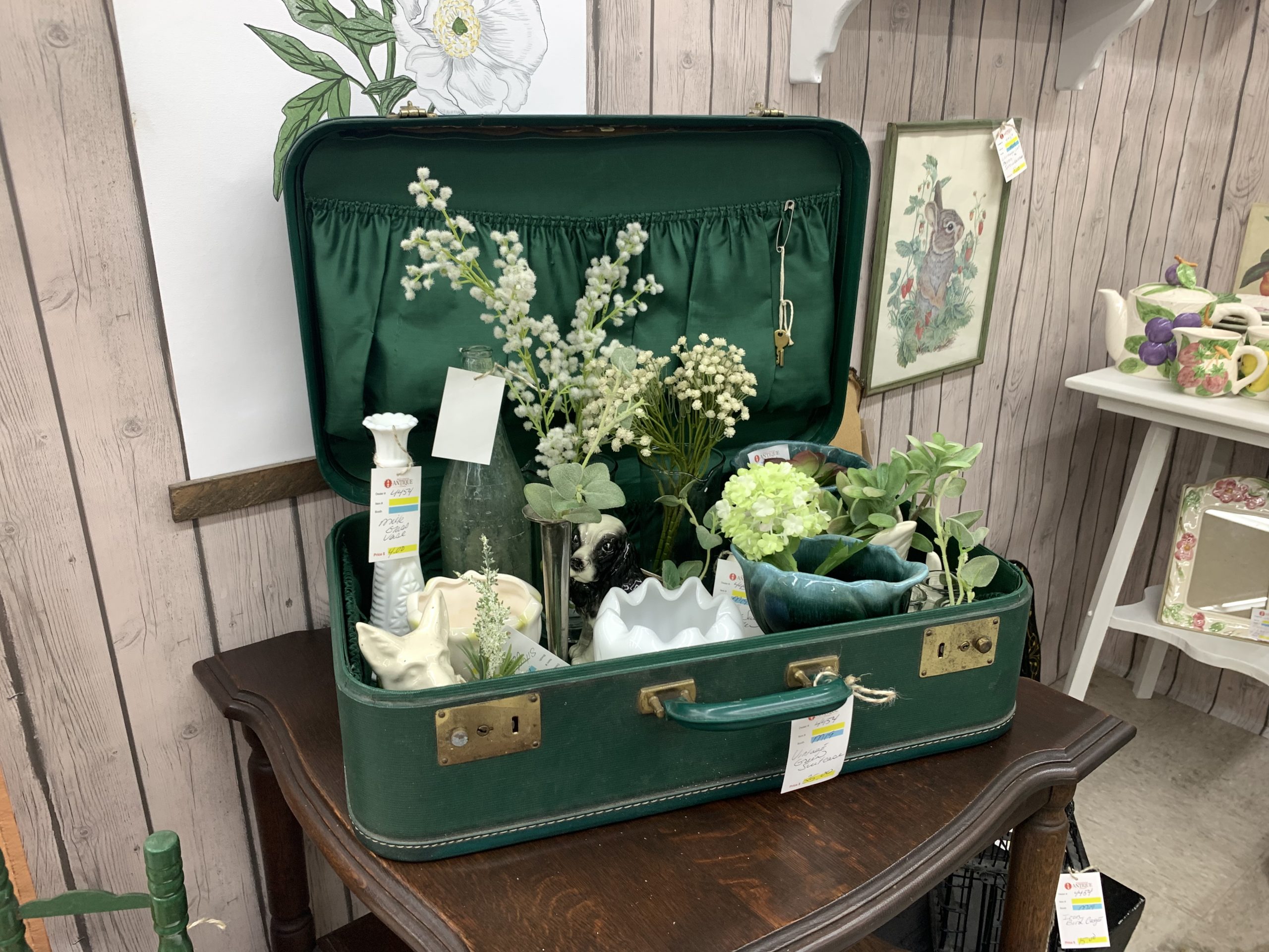 Antique and Vintage Booth~ White Cottage Home & Living