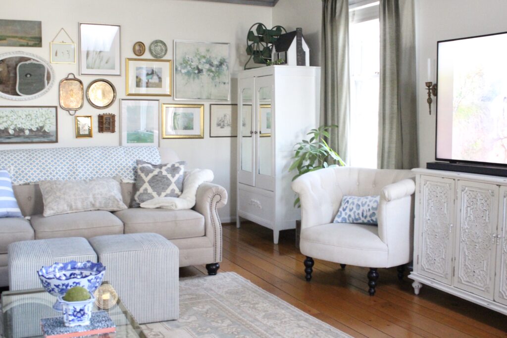 Winter Family Room Tour~ White Cottage Home & Living